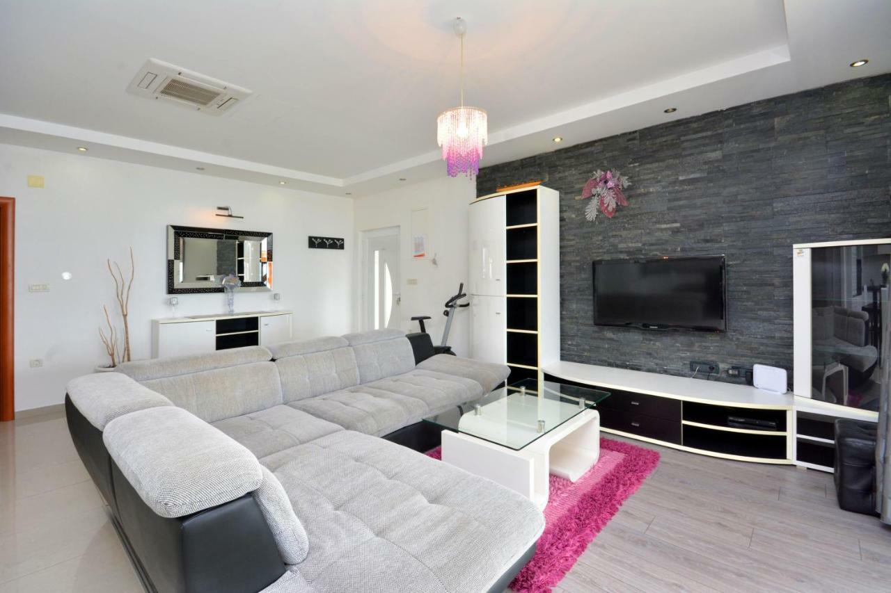 Beach Apartman Petra Podstrana Luaran gambar