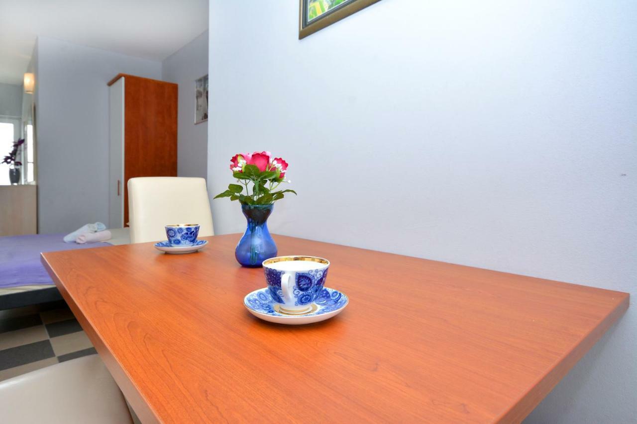 Beach Apartman Petra Podstrana Luaran gambar